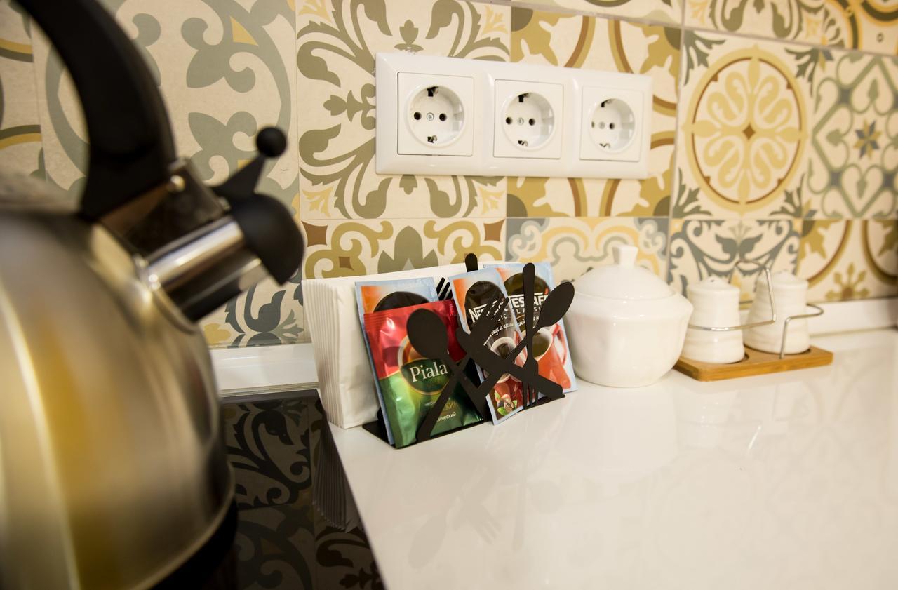 Meidan Suites Tbilisi ภายนอก รูปภาพ