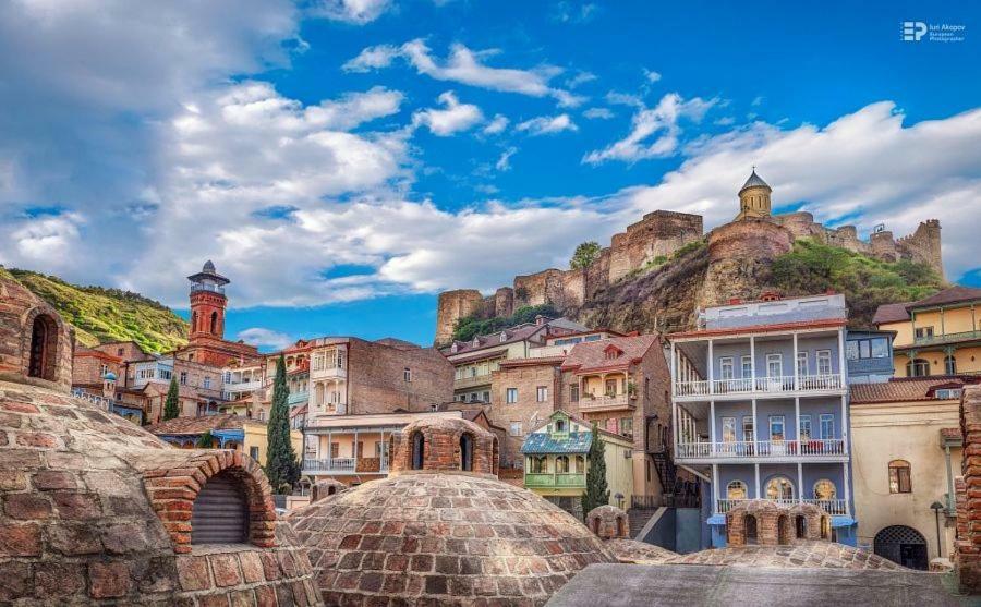 Meidan Suites Tbilisi ภายนอก รูปภาพ